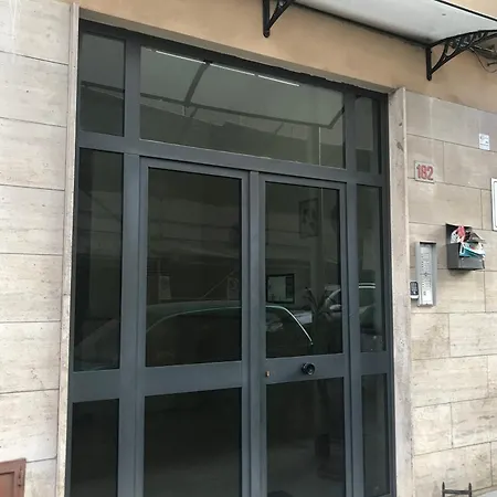 Casa Indipendenza - Cattedrale *