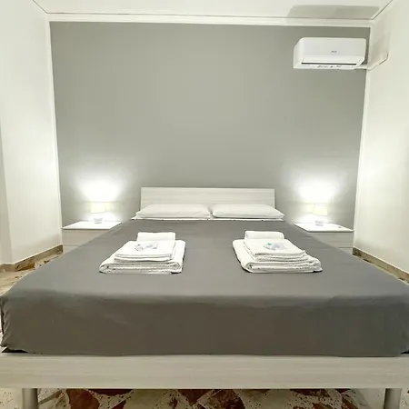 Casa Indipendenza - Cattedrale Παλέρμο
